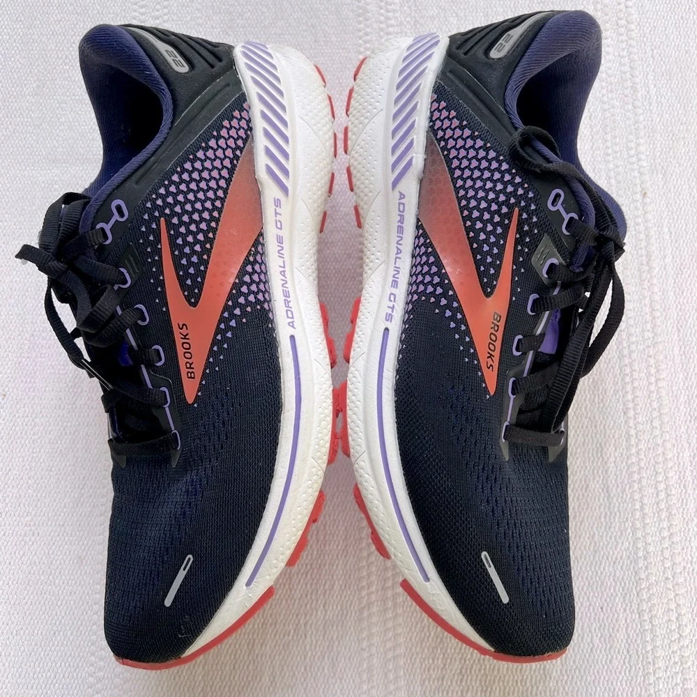 Brooks Women Adrenaline GTS 22 Running Shoes Size 11